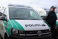 Klaipėdoje pa&scaron;ventinti nauji policijos automobiliai.