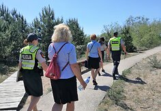 Moterys niekaip neapleidžia anksčiau čia buvusio joms skirto paplūdimio, kuris jau de&scaron;imtmetį yra bendrasis paplūdimys.