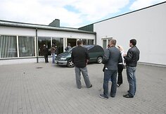 Prie laidojimo namų