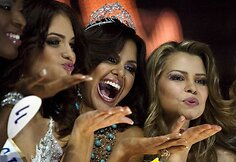 &bdquo;Miss Intercontinental 2009&ldquo; karūna papuo&scaron;ė venesuelietės galvą 