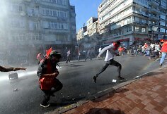 Turkijoje demonstrantai protestavo prieš TVF susitikimą