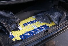 Sovetsko gyventojas į Lietuvą įvežė 4 tūkst. pakelių kontrabandinių cigarečių
