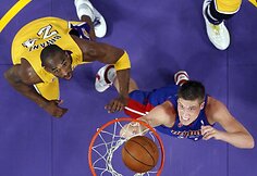 Kobe Bryantas dominavo aik&scaron;telėje