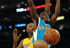 „Lakers“ ir „Hornets“ rungtynių akimirkos
