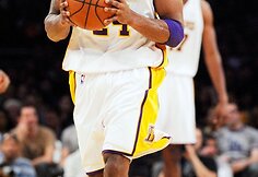 Los Andželo „Lakers“ nepasigailėjo autsaiderių