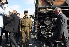 Damaske sprogo autobusas su maldininkais
