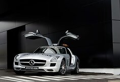 „Mercedes-Benz SLS AMG“