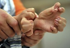 Jaunasis Kinijos gyventojas pasirengęs sudėtingai operacijai