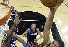 &bdquo;Spurs&ldquo; triumfas