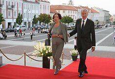 Mantą Petruškevičių sveikino teisingai pasipuošę svečiai.