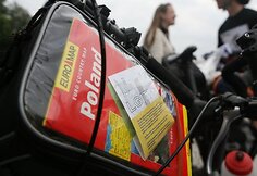 Pirmadienį Vilniuje, Katedros aik&scaron;tėje įvyko žygeivių, dviračiais per dvi savaites atkeliavusių i&scaron; Londono į Vilnių, sutikimas. Manvydas Džiaugys ir Marius Puluikis savo jėgomis įveikė maždaug 2500 km.