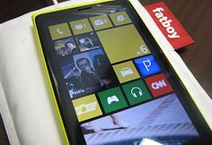 &bdquo;Lumia 920&ldquo; ant belaidžio krovimo &bdquo;pagalvėlės&ldquo;