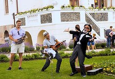 Gėlių, meno ir meilės festivalis Pakruojo dvare