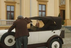 Istorinis detektyvas &bdquo;Laikinai Jūsų&ldquo;
