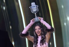 &bdquo;Eurovizijoje&ldquo; triumfavo bulgarė Dara su daina &bdquo;Bangaranga&ldquo;