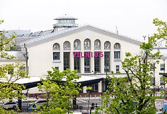 Vilniaus oro uostas laikinai tapo „Vilnius Pinkternational Beetport“