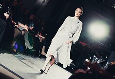 Ramunės Piekautaitės kolekcijos modelis