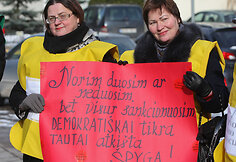 Piketas &scaron;alia Lietuvos auk&scaron;čiausiojo teismo