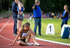 Akimirka i&scaron; COSMA lengvosios atletikos varžybų Vilniuje, kuomet matomas pralaimėjimas