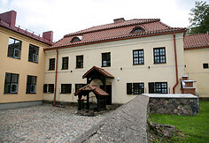 Moletų kra&scaron;to vienuolyno muziejus