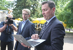 K.Sirvydo skvere pademonstruota galimybė naudotis nemokamu belaidžiu internetu.
