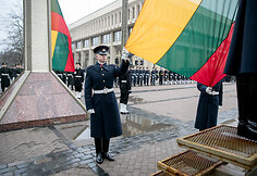 Valstybės vėliavos pakėlimo ceremonija 