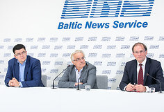 Vytautas Sinica, Vytautas Radžvilas, Arūnas Svitojus