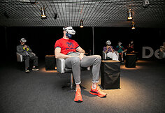 Akimirka i&scaron; virtualios realybės kino pristatymo renginio