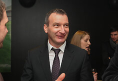 Csaba L&aacute;szl&oacute;