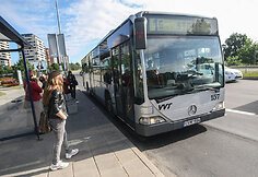 Autobusų ir troleibusų keleiviams tenka prisitaikyti prie naujų važinėjimo po Vilnių ypatumų