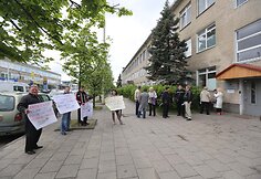Piketuojantys VVT darbuotojai