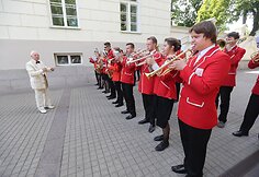Pakelta Dainų &scaron;ventės vėliava