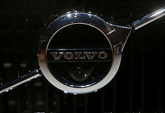 &bdquo;Volvo&ldquo; stendas Paryžiaus automobilių parodoje