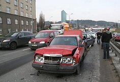 Geležinio Vilko gatvėje susidūrė trys automobiliai.