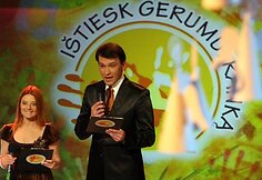 Renginio vedėjai Marijus Žiedas ir Rasa Samuolytė