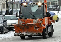 Be pertraukų dirbantis sniego valytuvas