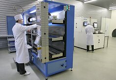 Prie modernių įrengimų dirba kvalifikuoti specialistai