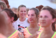 Naktinis &bdquo;Nike&ldquo; moterų bėgimas