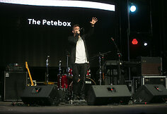 „The Petebox“ koncerto akimirka