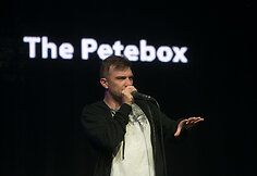„The Petebox“ koncerto akimirka