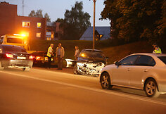 Vilniaus Olandų gatvėje automobilių avarija