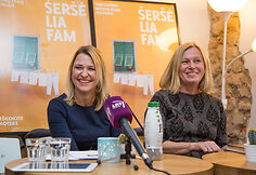 Greta Akcijonaitė, Janina Lapinskaitė