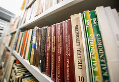 Nacionalinės bibliotekos saugykloje &ndash; ir kelis de&scaron;imtmečius skaitytojams nebereikalingos knygos