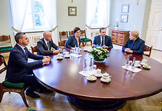 &Scaron;arūnas Rameikis, Saulius Urbanavičius, Edita Janu&scaron;ienė, Evaldas Pa&scaron;ilis, Dalia Grybauskaitė