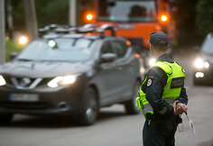 Vilniaus policijos pareigūnai tikrino ar saugiai važami vaikai