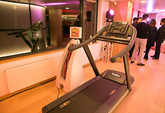 Dizaino studija, „Hypoxi“, atidarymas