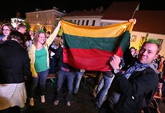 Krep&scaron;inio sirgaliai Rotu&scaron;ės aik&scaron;tėje
