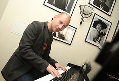 Sasha Song atidarė nuosavą džiazo klubą