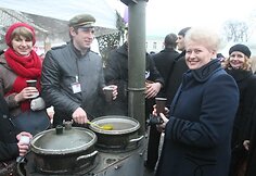 Dalia Grybauskaitė lankėsi mugėje