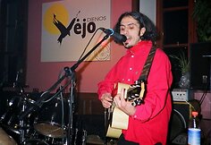G.Merlo koncertuoja 2005 metais